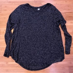 Long sleeved shirt. Super soft!